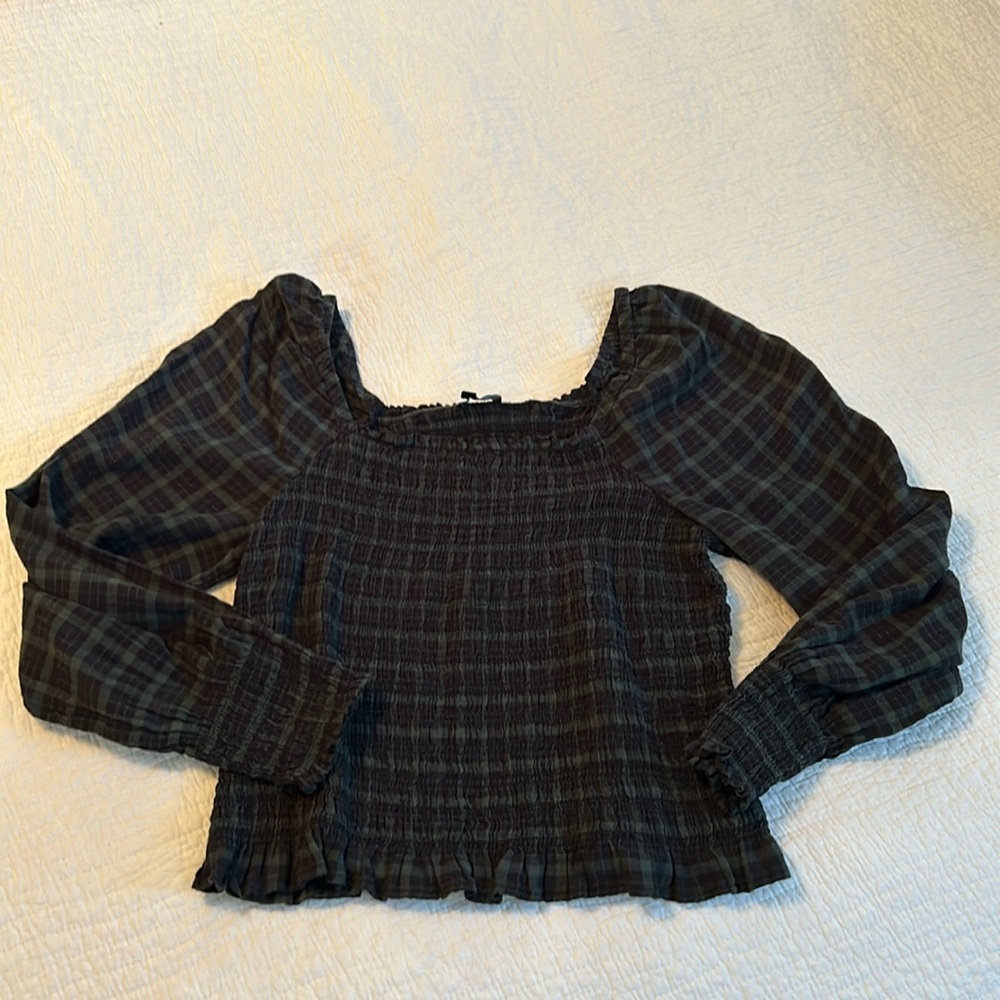 Madewell top - size medium - festive - used condition.